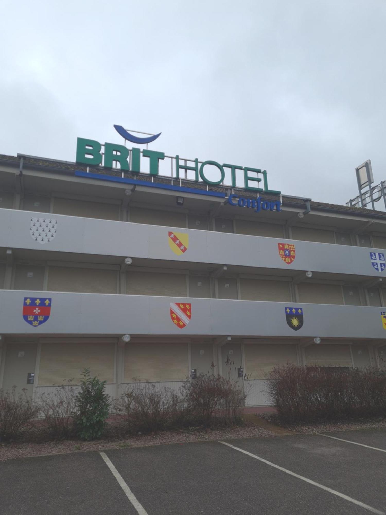 Brit Hotel Confort Nancy Lunéville מראה חיצוני תמונה