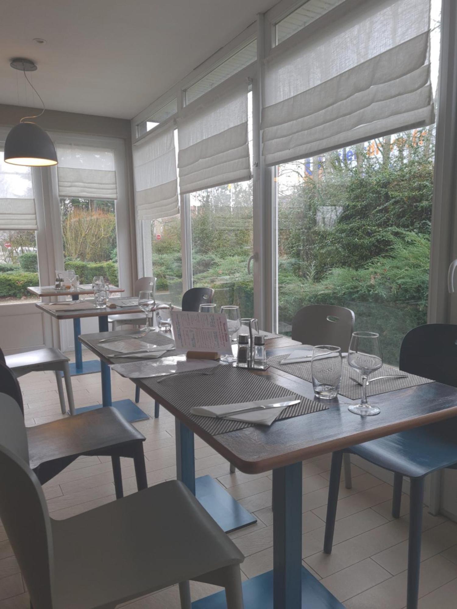 Brit Hotel Confort Nancy Lunéville מראה חיצוני תמונה